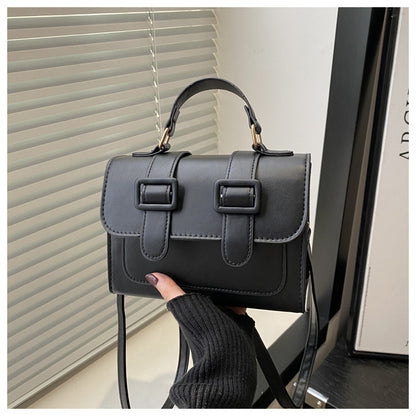 Rare Trendy Design Stylish Square Underarm Crossbody Bag