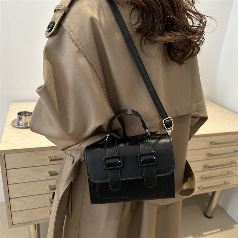 Rare Trendy Design Stylish Square Underarm Crossbody Bag