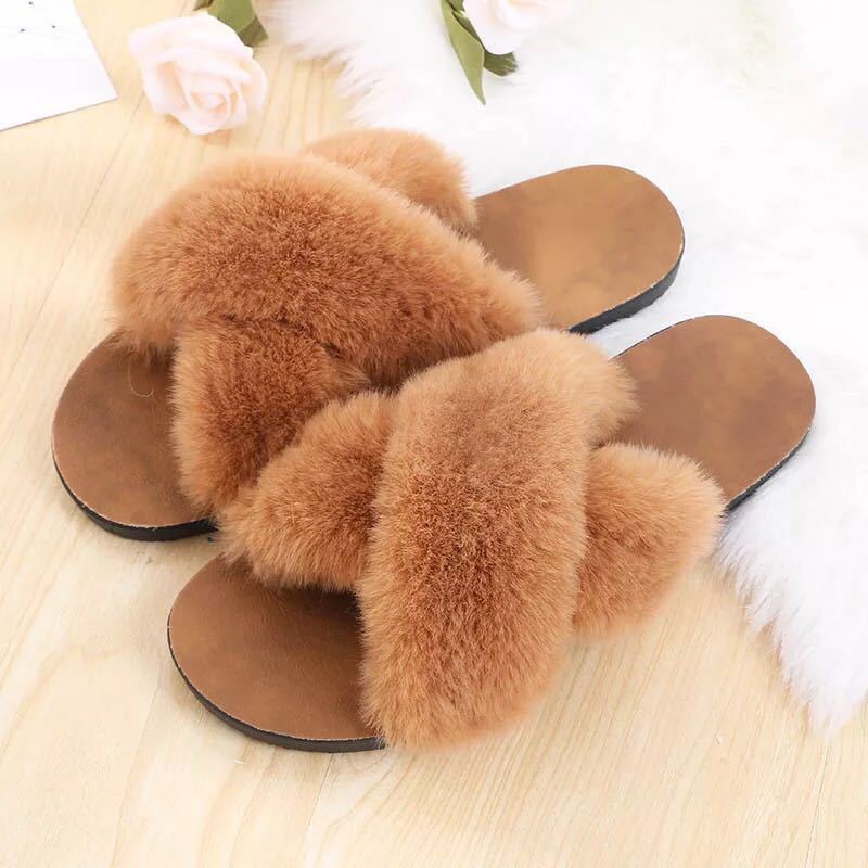 Cross hair flat bottom slippers