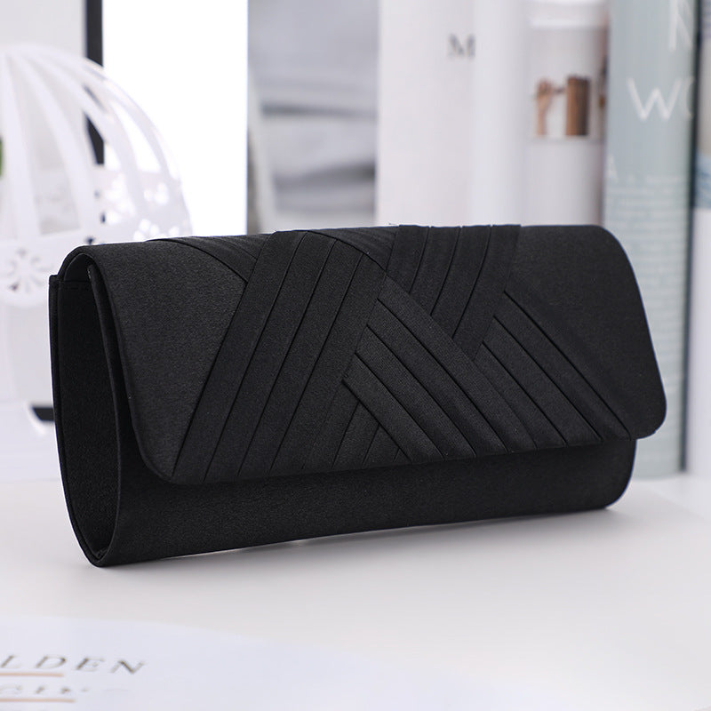 Elegant Striped Bag With Chain Shoulder Strap