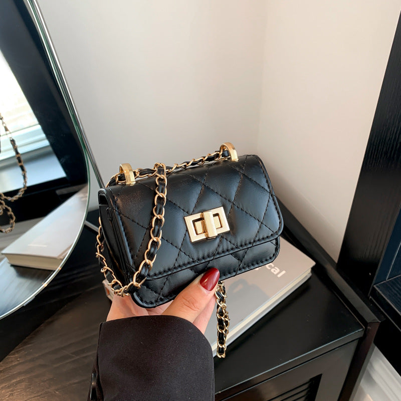 Lock-Clasp Chain All-Match Crossbody Bag