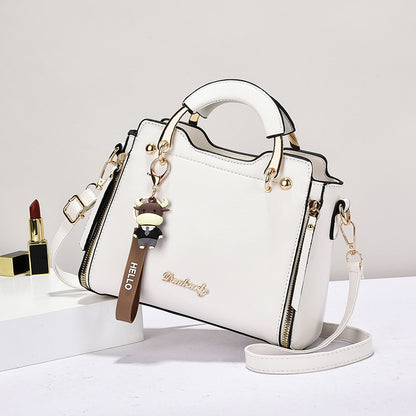 Stylish Crossbody Bag With A Chic Sophisticated Vibe