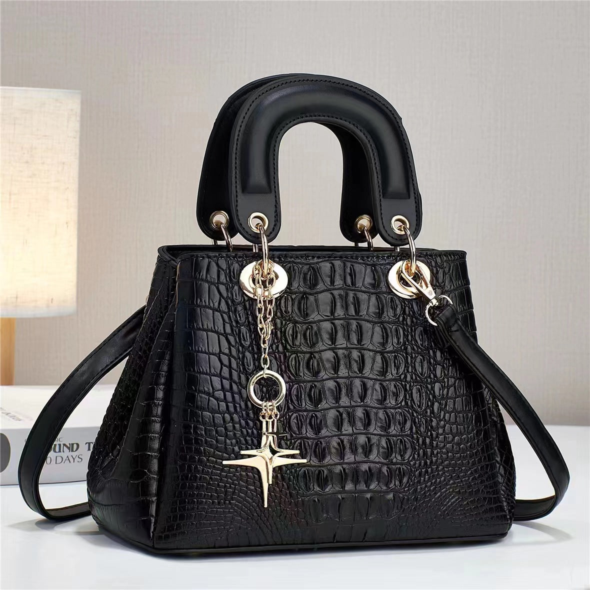 Elegant Crocodile Skin Lady Bag