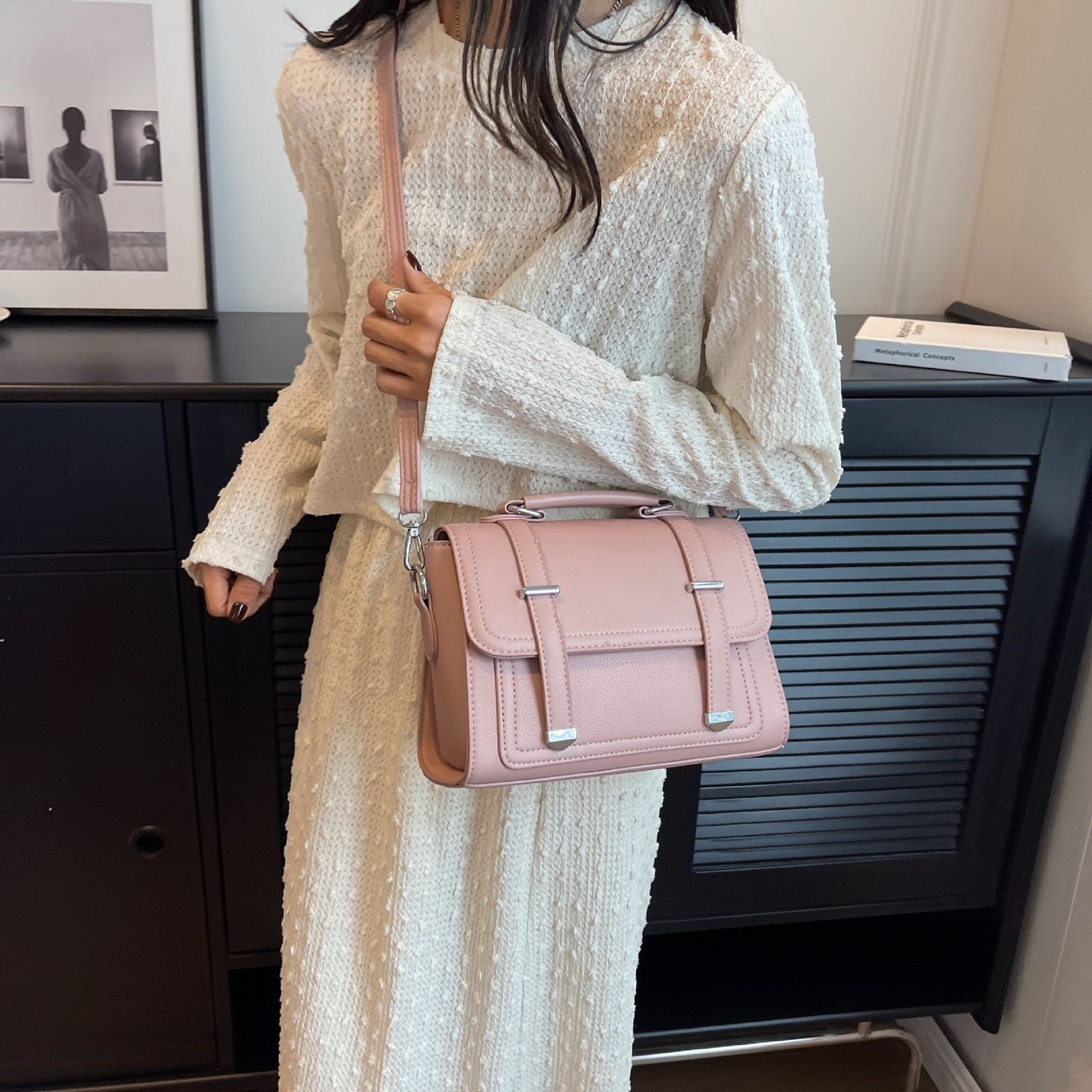 Stylish Minimalist Versatile Crossbody Bag