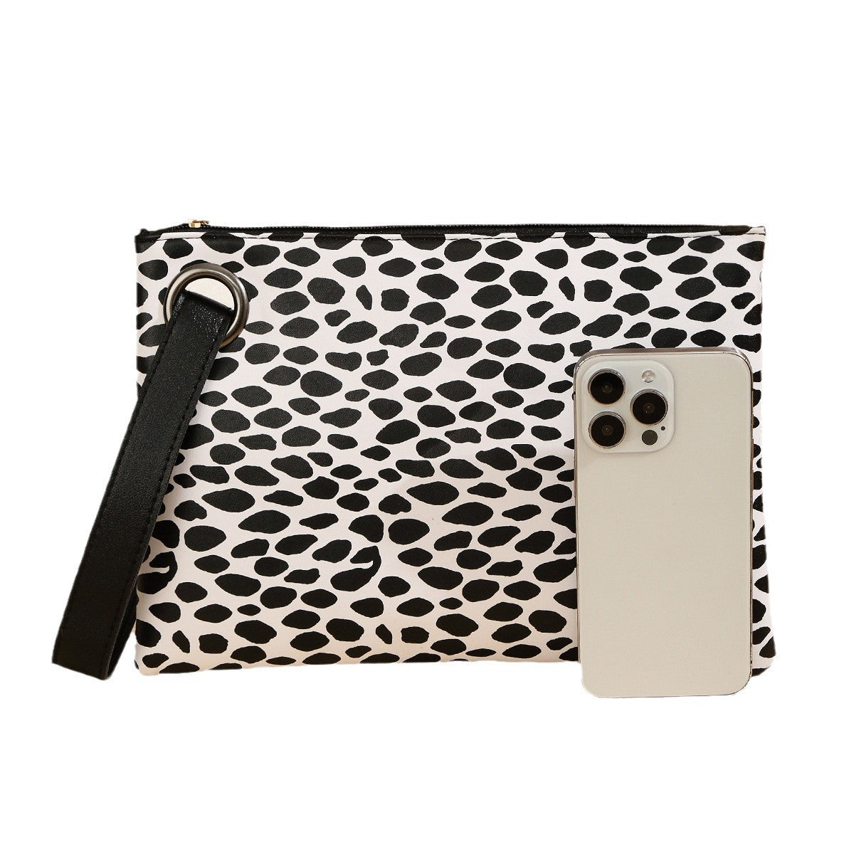 Minimalist And Stylish Clutch