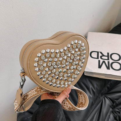 Heart Bag Wide Shoulder Strap Western Style All-matching Rivet
