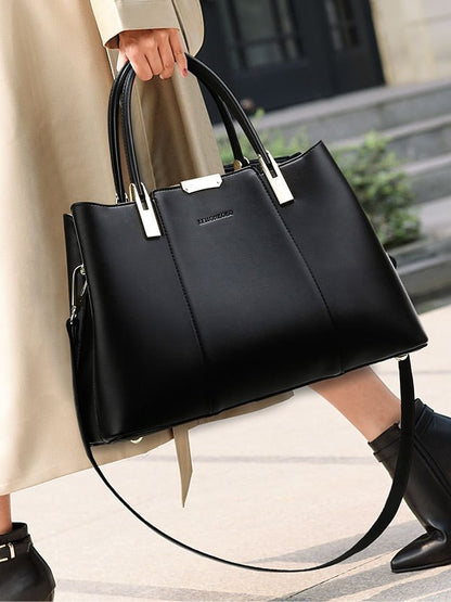 Stylish High-Capacity Shoulder And Crossbody Bag